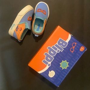 Blippi - slide on size 7 childs shoes